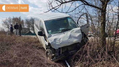 Троє людей загинули у аварії на Львівщині Троє людей загинули у аварії на Львівщині