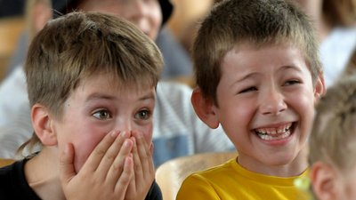Український актор Віктор Андрієнко презентував житомирським школярам свої нові книжки Український актор Віктор Андрієнко презентував житомирським школярам свої нові книжки
