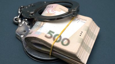 У Кіровоградській області працівникам лісгоспу оголосили про підозру в отриманні хабаря