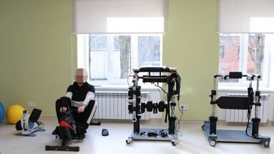 У медичному закладі є зали загальної та індивідуальної фізичної реабілітації, березень-2024. Фото: Хмельницька ОВА. У медичному закладі є зали загальної та індивідуальної фізичної реабілітації, березень-2024. Фото: Хмельницька ОВА.
