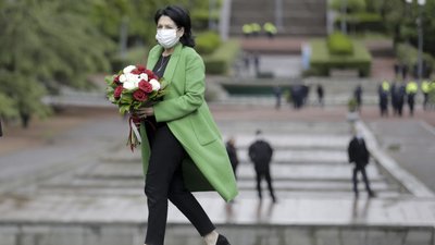 Президентка Грузії прищепилася вакциною AstraZeneka