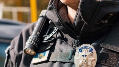 У Житомирі водій іномарки під час перевірки документів переїхав ногу сержанту поліції (ОНОВЛЕНО)