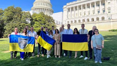 "Переймав управлінський досвід, розповідав про війну в Україну". Голова громади з Кіровоградщини про візит до США "Переймав управлінський досвід, розповідав про війну в Україну". Голова громади з Кіровоградщини про візит до США