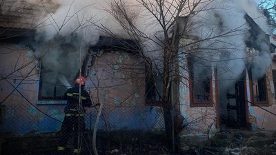 Пожежу загасили приблизно за дві години