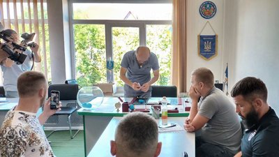 Жеребкування півфінальних матчів Кубка області з футболу Жеребкування півфінальних матчів Кубка області з футболу