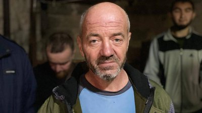 У Джанкойському районі окупанти проводять обшук у будинку тестя політв'язня Омерова
