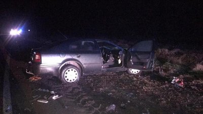 На Рівненщині зіткнулись легковик на вантажівка. Двоє людей травмувалися На Рівненщині зіткнулись легковик на вантажівка. Двоє людей травмувалися