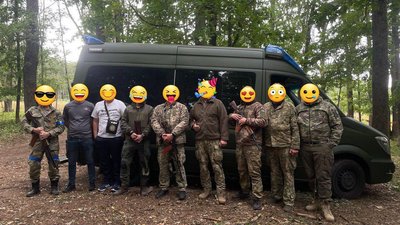 Німецький благодійний фонд передав реанімобіль для українських військових Німецький благодійний фонд передав реанімобіль для українських військових