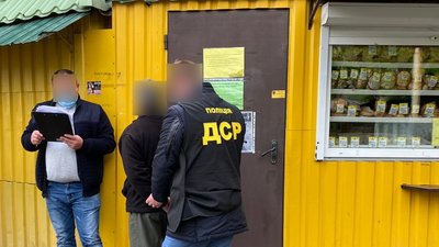 Працівника Сумської міськради, якого підозрюють в одержанні хабаря, відсторонили від роботи
