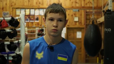 Виграв п'ять боїв: 13-річний боксер з Городні, що на Чернігівщині, став чемпіон України Виграв п'ять боїв: 13-річний боксер з Городні, що на Чернігівщині, став чемпіон України