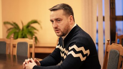 Ексдиректор департаменту ЖКГ у Чернівцях оскаржує звільнення в суді