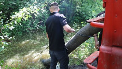 120 подвір'їв та 62 будинки у Дніпрі залишаються підтопленими 120 подвір'їв та 62 будинки у Дніпрі залишаються підтопленими