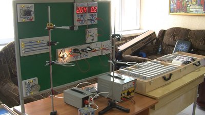 У Волинському інституті післядипломної освіти презентували сучасну STEAM-лабораторію