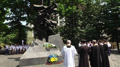 У Львові вшанували 80 річницю масових розстрілів У Львові вшанували 80 річницю масових розстрілів