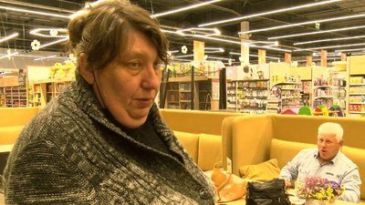 "Гасили" пожежу в торговому центрі: у Луцьку провели навчання рятувальників "Гасили" пожежу в торговому центрі: у Луцьку провели навчання рятувальників