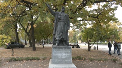 У Запоріжжі пропонують перенести пам'ятник Хмельницькому