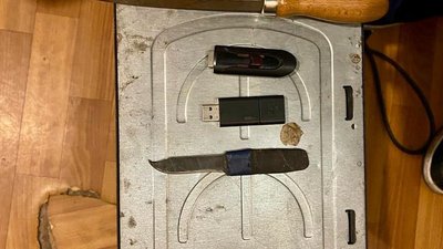 У Дніпрі за підозрою у вбивстві безпритульної та інших злочинах затримали сімох підлітків У Дніпрі за підозрою у вбивстві безпритульної та інших злочинах затримали сімох підлітків