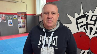 Коростишів, спорт, кікбогсинг, аукціон, ЗСУ, допомога, чемпіон, спортсмен