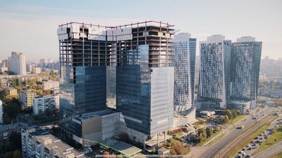 Недобудований Sky Towers