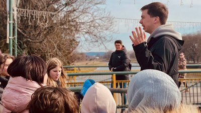 Для вимушених переселенців в Ужгороді проводять безкоштовні екскурсії Для вимушених переселенців в Ужгороді проводять безкоштовні екскурсії