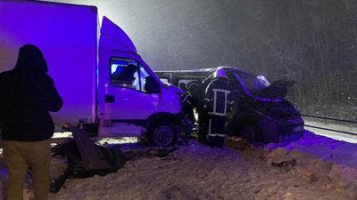 На Тернопільщині у ДТП травмувалися четверо людей На Тернопільщині у ДТП травмувалися четверо людей