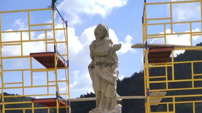 На Тернопільщині відновлюють "Кременецьку Мадонну" На Тернопільщині відновлюють "Кременецьку Мадонну"