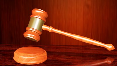 У Кіровоградській області судитимуть держреєстраторку за незакону реєстрацію державних земель