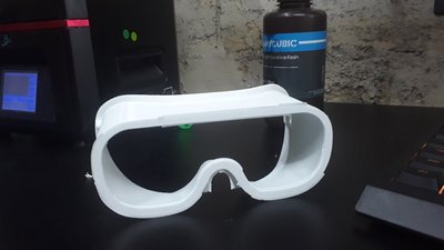 В Одесі на 3D-принтері надрукували апарат штучної вентиляції легень В Одесі на 3D-принтері надрукували апарат штучної вентиляції легень