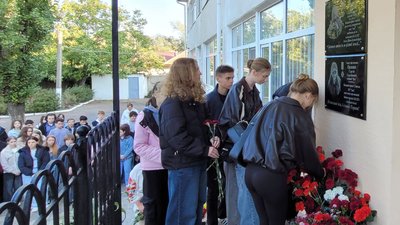 Відкриття меморіальних дошок на честь загиблих військових Сергія Орленка, Романа Драгуша
