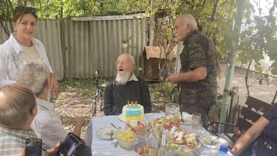 Закарпатський художник Ілля Бровдій відзначив 106-й день народження Закарпатський художник Ілля Бровдій відзначив 106-й день народження