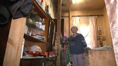 Пошкоджена пам'ятка: як в будинку, де жив Сковорода на Харківщині, живуть люди Пошкоджена пам'ятка: як в будинку, де жив Сковорода на Харківщині, живуть люди