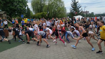 У Франківську під час благодійного забігу зібрали майже 32 тис. грн на повербанки для ЗСУ