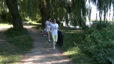 У Рівному збирали сміття на пробіжці і заробили 41 гривню