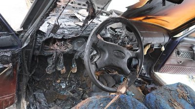 У прикарпатському селі вночі підпалили два будинки та авто. Поліція шукає винуватців