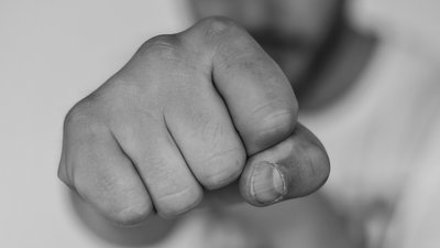 Черкащанина судитимуть за те, що побив і зґвалтував жінку з інвалідністю