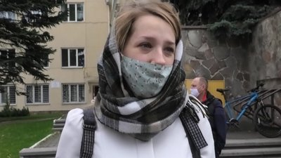"Класти більше ніде": у відділенні Луцького пологового, попри протести, буде коронавірусний шпиталь "Класти більше ніде": у відділенні Луцького пологового, попри протести, буде коронавірусний шпиталь