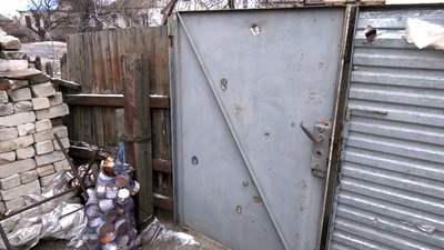 Двір, де сталося вбивство поліцейських Двір, де сталося вбивство поліцейських