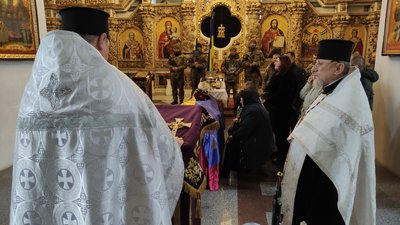 "Золотий брат був": у Полтаві попрощалися із 37-річним військовим Романом Федієм "Золотий брат був": у Полтаві попрощалися із 37-річним військовим Романом Федієм