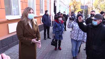 У Мелітополі власники та працівники ресторанного бізнесу долучились до акції протесту У Мелітополі власники та працівники ресторанного бізнесу долучились до акції протесту