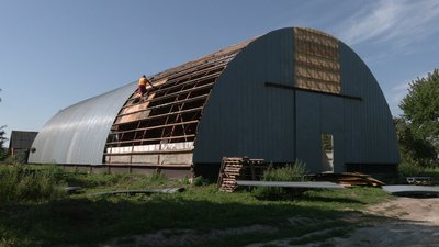 Будівництво зерноскладу на фермі Вадима Сав'юка Будівництво зерноскладу на фермі Вадима Сав'юка