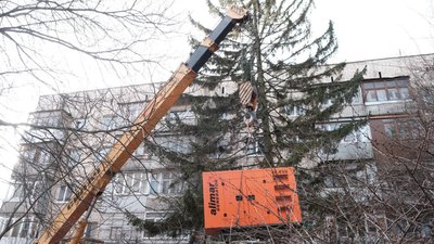 У Чернівцях для тепловиків встановлюють генератори У Чернівцях для тепловиків встановлюють генератори