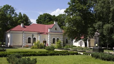 Будинок Кочубея у Батурині Будинок Кочубея у Батурині