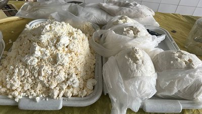 Молокопродукти на Центральному ринку