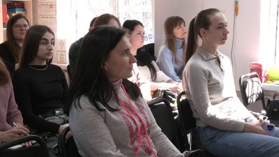 У Черкаському молодіжному центрі почали безоплатно навчати англійської