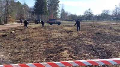 На Житомирщині з початку війни група піротехніків виявила понад 1600 різноманітних боєприпасів На Житомирщині з початку війни група піротехніків виявила понад 1600 різноманітних боєприпасів