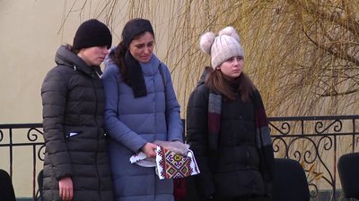 На Житомирщині попрощалися з військовослужбовцем Ігорем Тичиною, який загинув від кулі снайпера На Житомирщині попрощалися з військовослужбовцем Ігорем Тичиною, який загинув від кулі снайпера