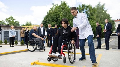 Заняття у Центрі комплексної реабілітації "Поділля"