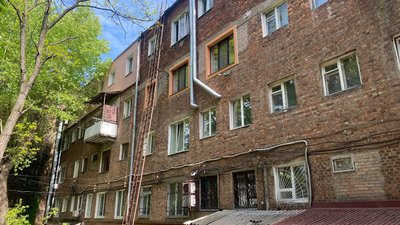 Не встигли сховатися в коридорі. Що розповіла травмована внаслідок ракетної атаки РФ дніпрянка Не встигли сховатися в коридорі. Що розповіла травмована внаслідок ракетної атаки РФ дніпрянка
