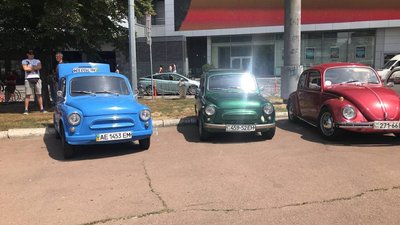 У Києві влаштували виставку "запорожців" У Києві влаштували виставку "запорожців"