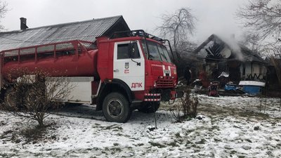 На Івано-Франківщині у пожежі загинула людина На Івано-Франківщині у пожежі загинула людина